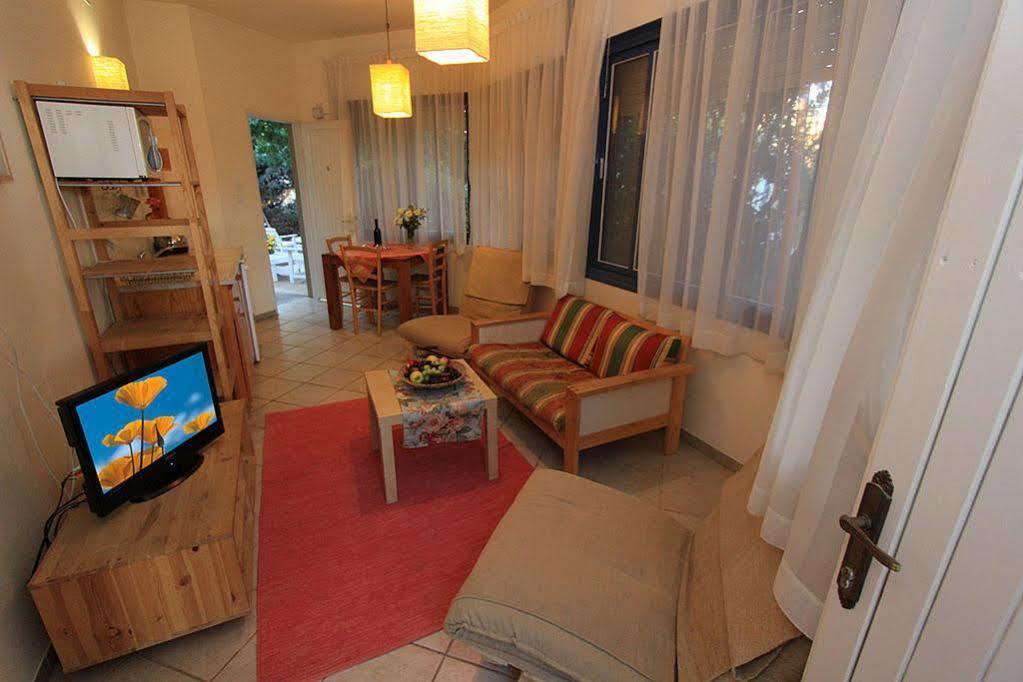 Vila Bar Bakfar Sharona Exteriér fotografie